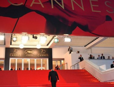 Φεστιβάλ Καννών: Ενός λεπτού σιγή για τους νεκρούς του Μάντσεστερ